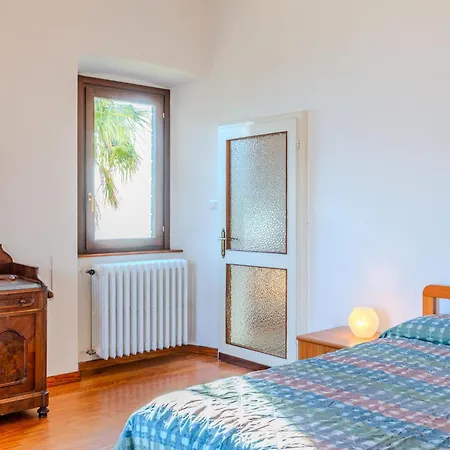 Сasa de vacaciones La Torre By Interhome Pianello Del Lario