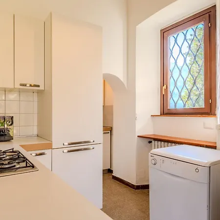 La Torre By Interhome Pianello Del Lario