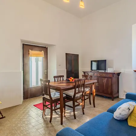 La Torre By Interhome Casa vacanze Pianello Del Lario